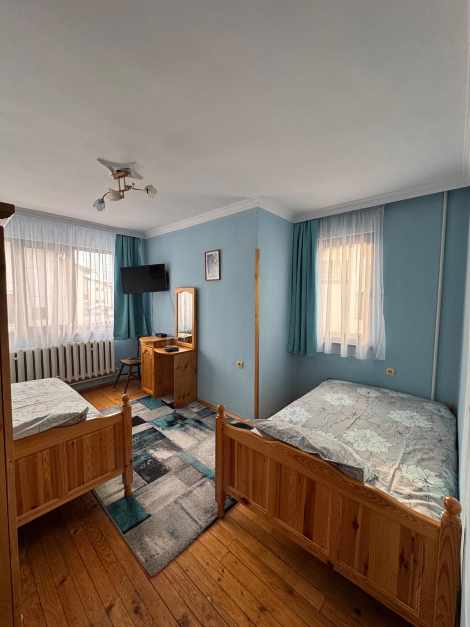 Mama Emiliya Guest House Beli Iskar Exteriér fotografie