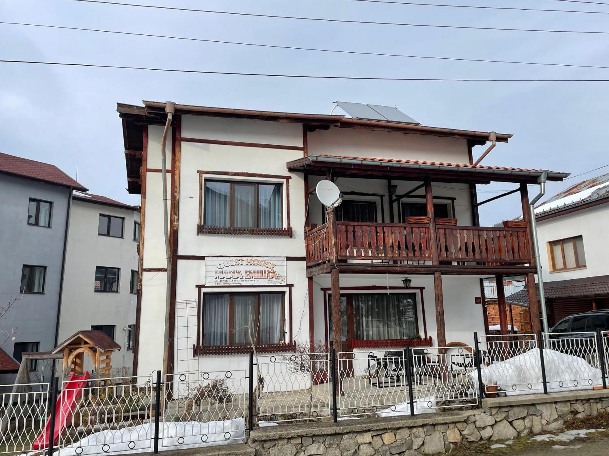 Mama Emiliya Guest House Beli Iskar Exteriér fotografie